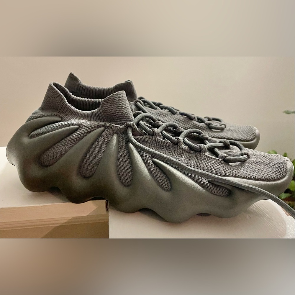 adidas Yeezy 450 Lace Up Sneakers - Grey, Lightly Worn size 12